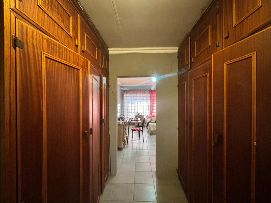 4 Bedroom Property for Sale in Roosheuwel North West